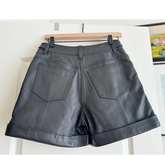 THE KOOPLES Paris Lambskin Shorts. Size: 1 🖤 - Picture 5 of 16